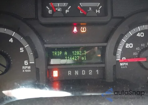 2013 Ford E-150 Xlt z USA, uszkodzony, nr VIN 1FMNE1BW0DDB18185